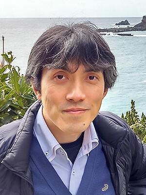 三野 弘文
