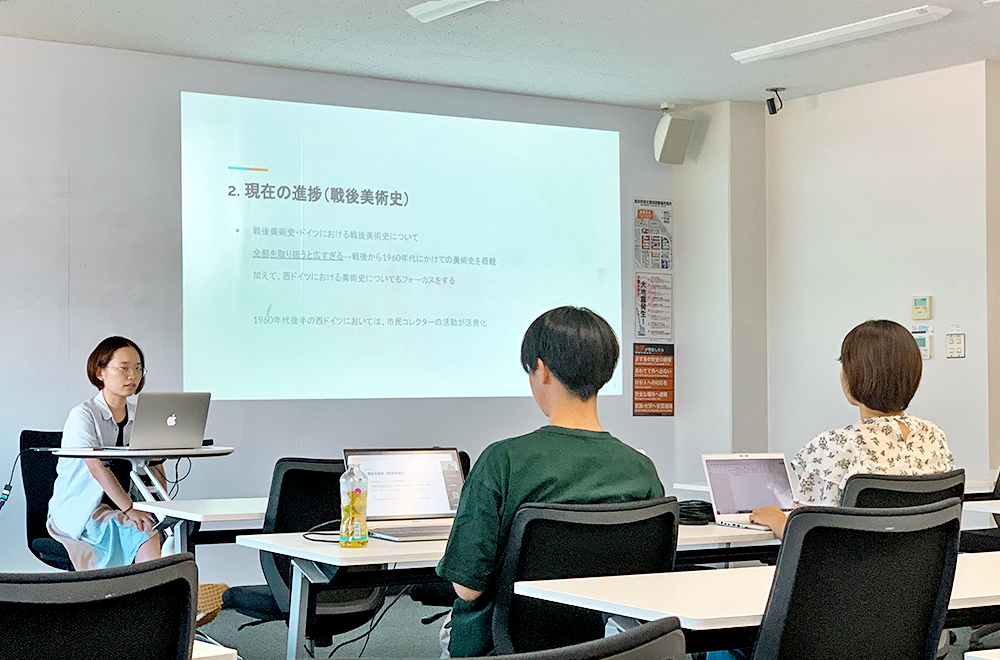 学際ゼミ(総合国際学位プログラム全体ゼミ)の様子その1